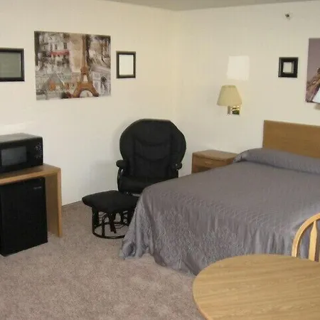 Little Bear Motel