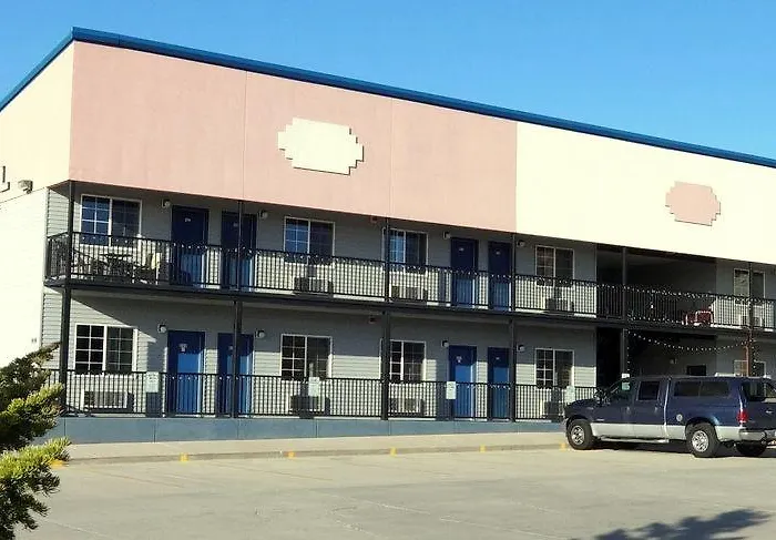 Little Bear Motel